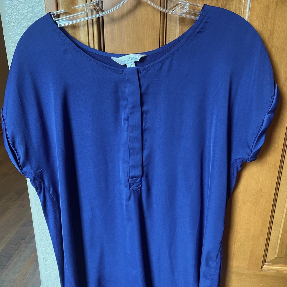 Nice blue flowing top
